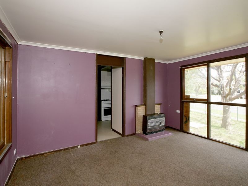 4 Blakemore Street, Ashmont NSW 2650