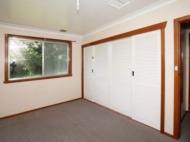 4 Quambi Place, Mount Austin NSW 2650