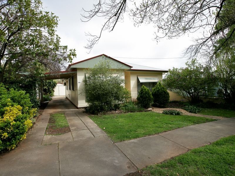 106a Macleay Street, Turvey Park NSW 2650
