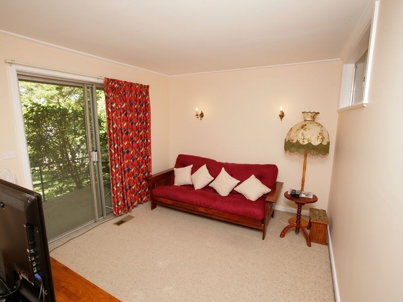 4 Acacia Street, Kooringal NSW 2650