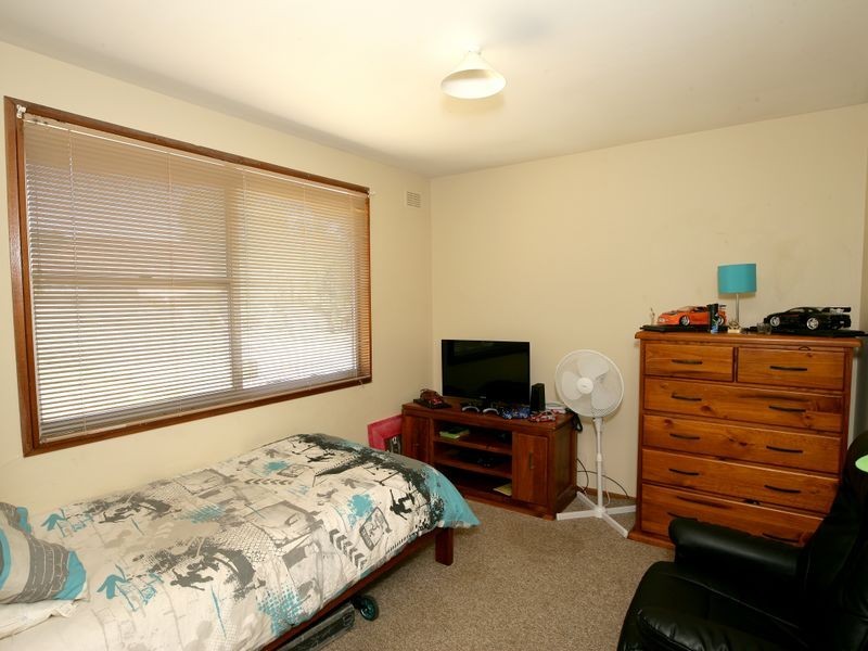 33 Callaghan Street, Ashmont NSW 2650