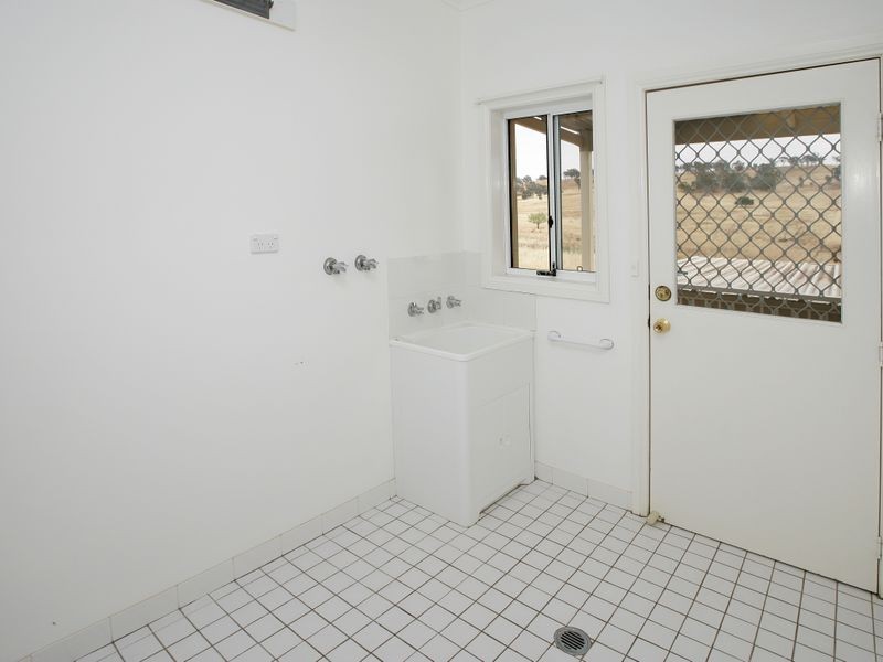 14 Hudson Drive, Lloyd NSW 2650
