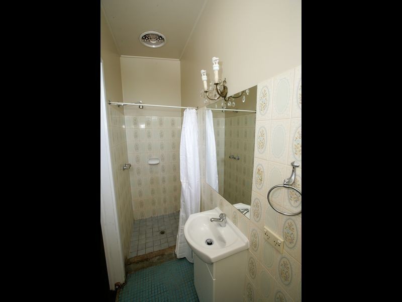 4 Alexander Street, Ashmont NSW 2650