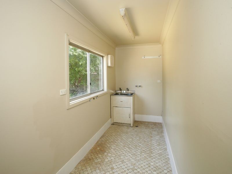 4 Alexander Street, Ashmont NSW 2650