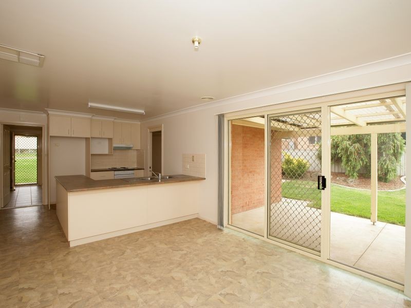 11 Fitzroy Street, Tatton NSW 2650