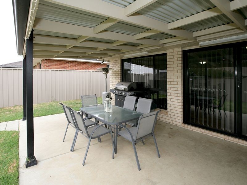 48 Mima Street, Glenfield Park NSW 2650