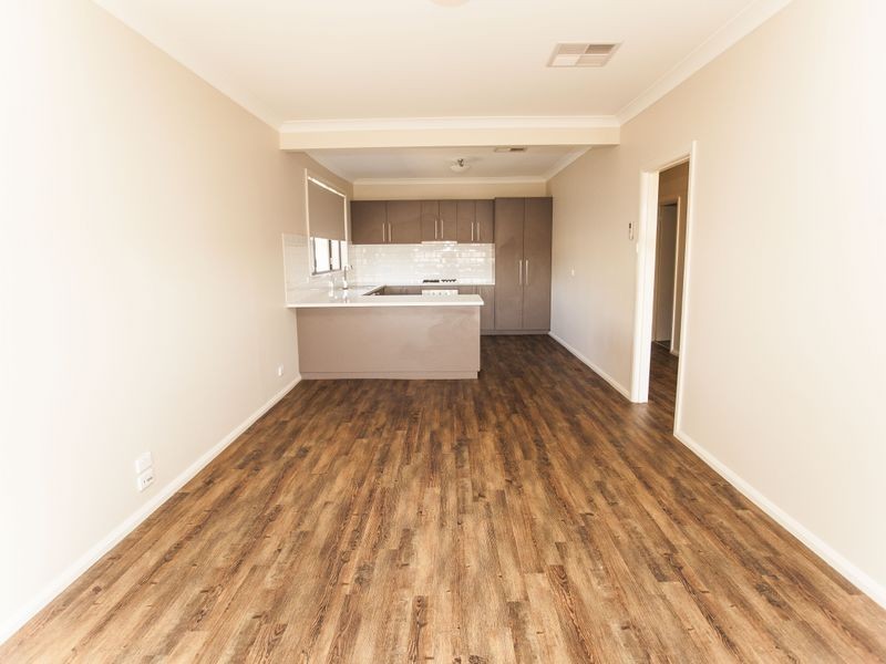 64 East Street, North Wagga Wagga NSW 2650