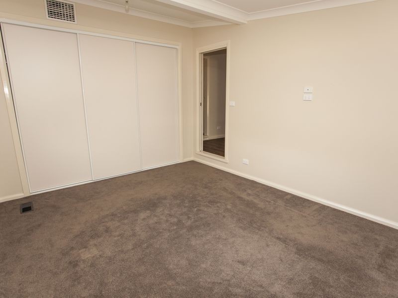64 East Street, North Wagga Wagga NSW 2650