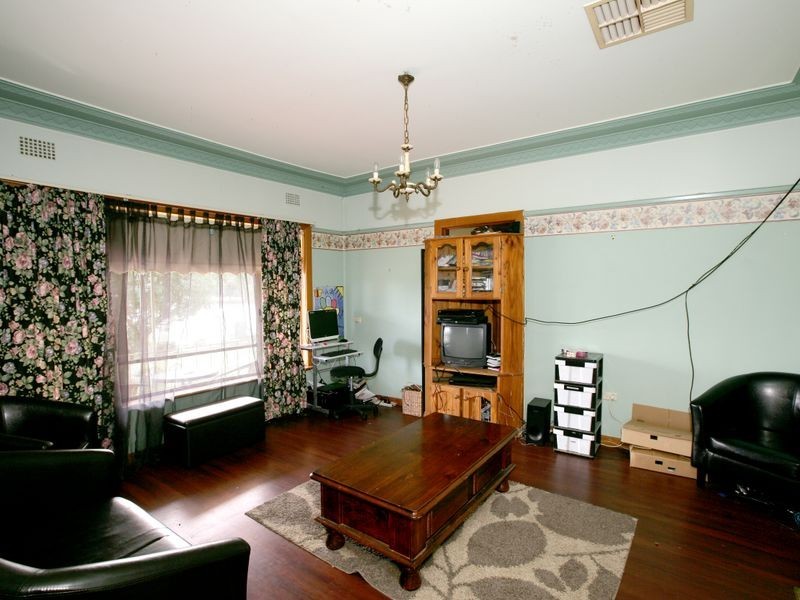 87 Waterview Street, Ganmain NSW 2702