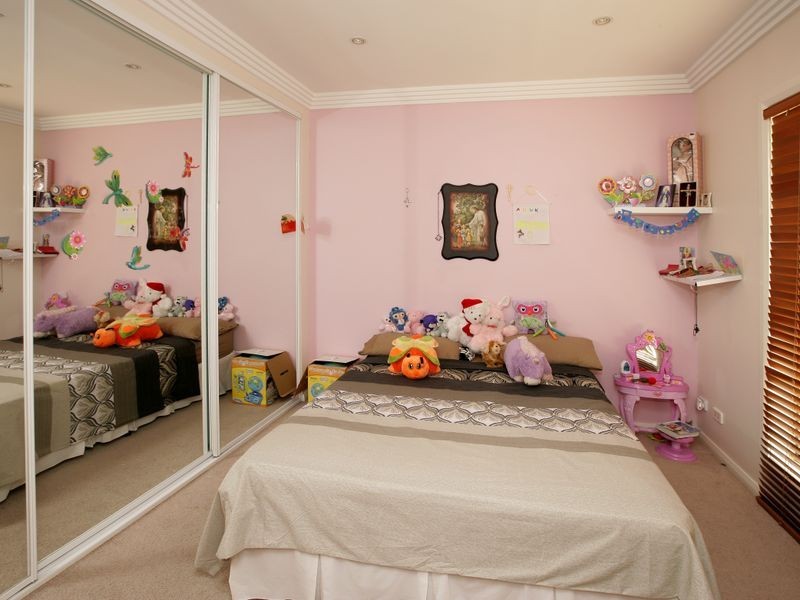 10 Adjin Street, Mount Austin NSW 2650