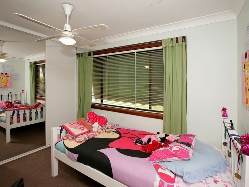 32 Jasmin Crescent, Lake Albert NSW 2650