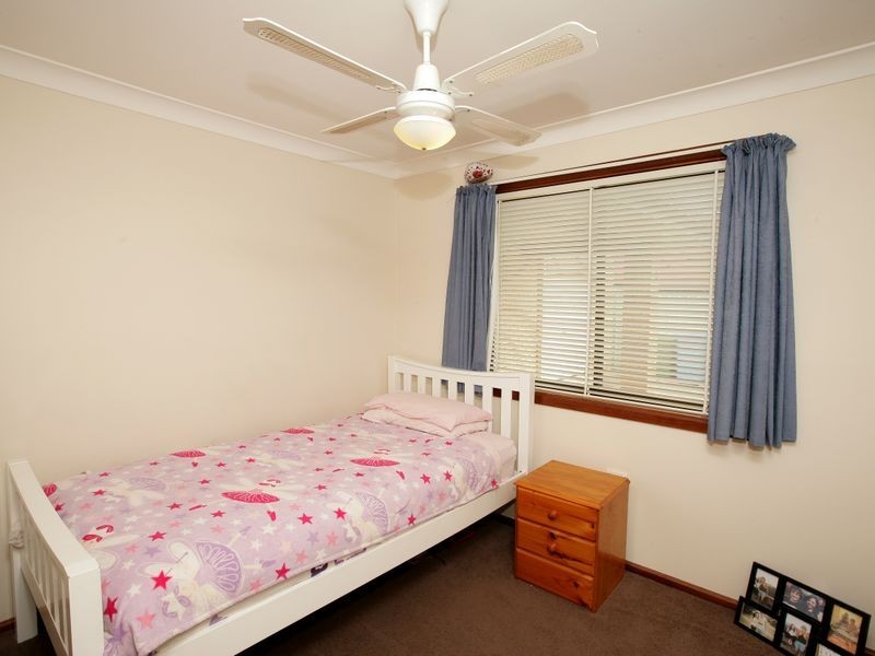 32 Jasmin Crescent, Lake Albert NSW 2650