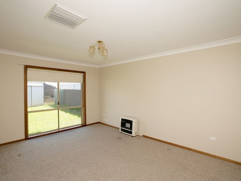 18 Wiradjuri Crescent, Wagga Wagga NSW 2650