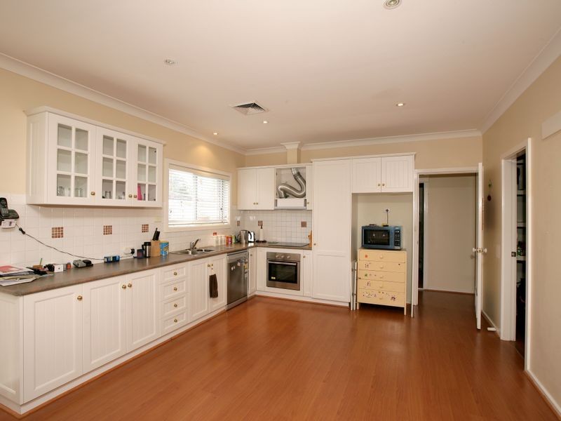 29 Walana Crescent, Kooringal NSW 2650