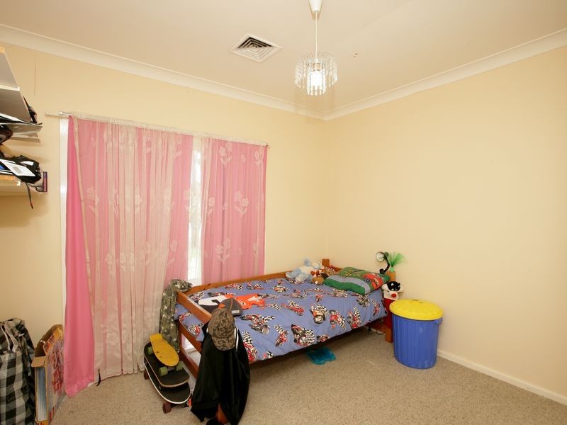 29 Walana Crescent, Kooringal NSW 2650