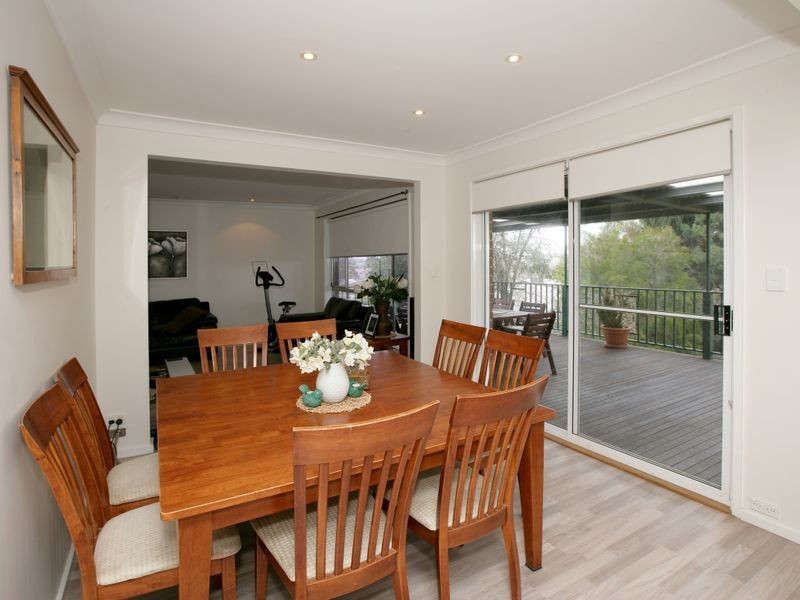 54 Mimosa Drive, Mount Austin NSW 2650