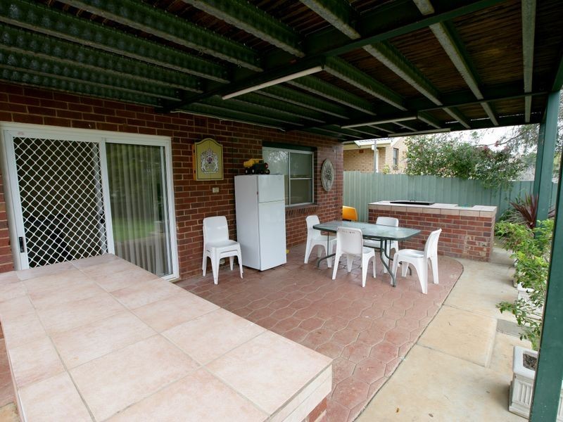 54 Mimosa Drive, Mount Austin NSW 2650