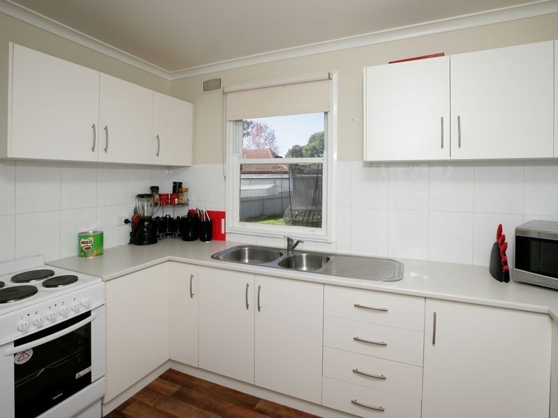 5 Marshall Street, Ashmont NSW 2650