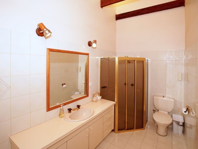 98 Stanley Street, Kooringal NSW 2650