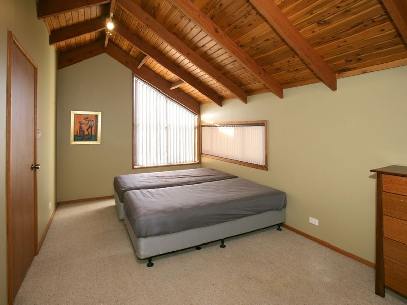 98 Stanley Street, Kooringal NSW 2650