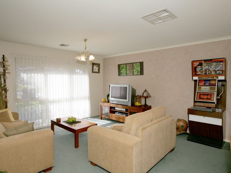 20 Henwood Avenue, Kooringal NSW 2650