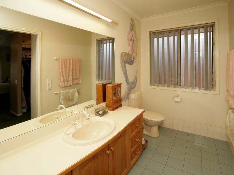 20 Henwood Avenue, Kooringal NSW 2650