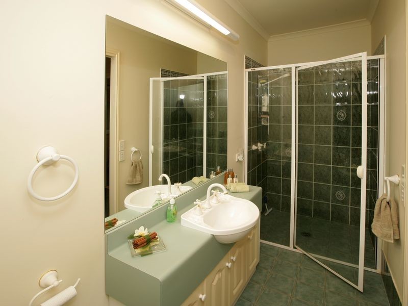 20 Henwood Avenue, Kooringal NSW 2650