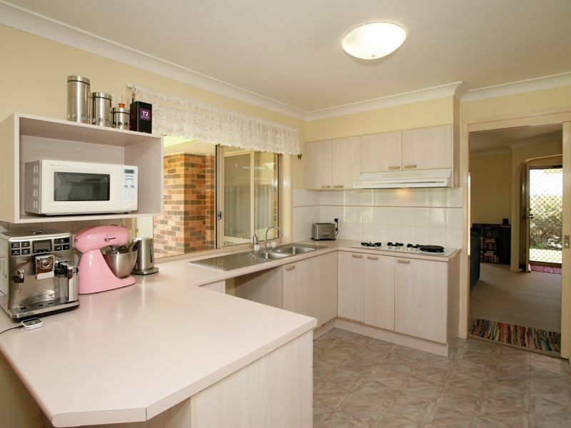 3 Kimba Drive, Glenfield Park NSW 2650