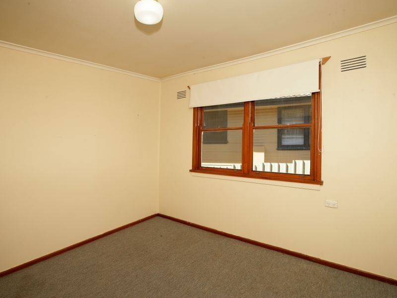 88 Warrawong Street, Kooringal NSW 2650