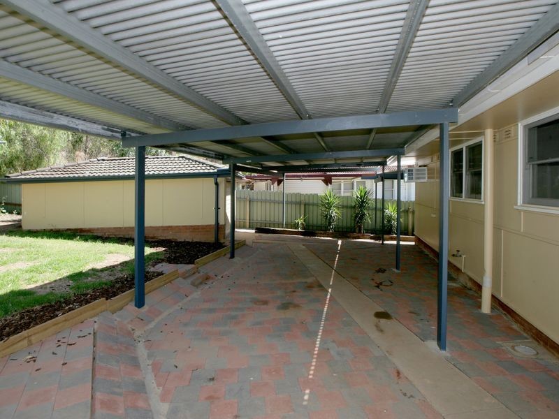 88 Warrawong Street, Kooringal NSW 2650