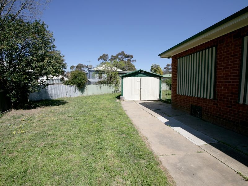 20 Campbell Place, Wagga Wagga NSW 2650