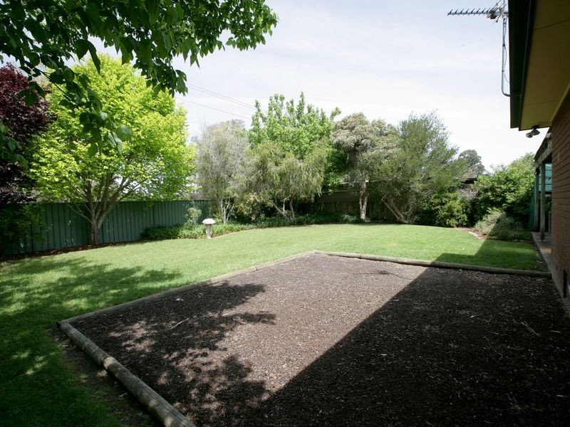 55 Undurra Drive, Glenfield Park NSW 2650