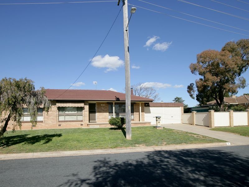 16 Vasey Street, Ashmont NSW 2650