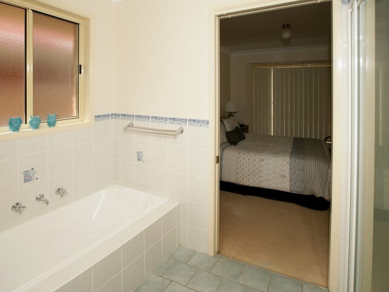 1/25 Wonkana Road, Glenfield Park NSW 2650