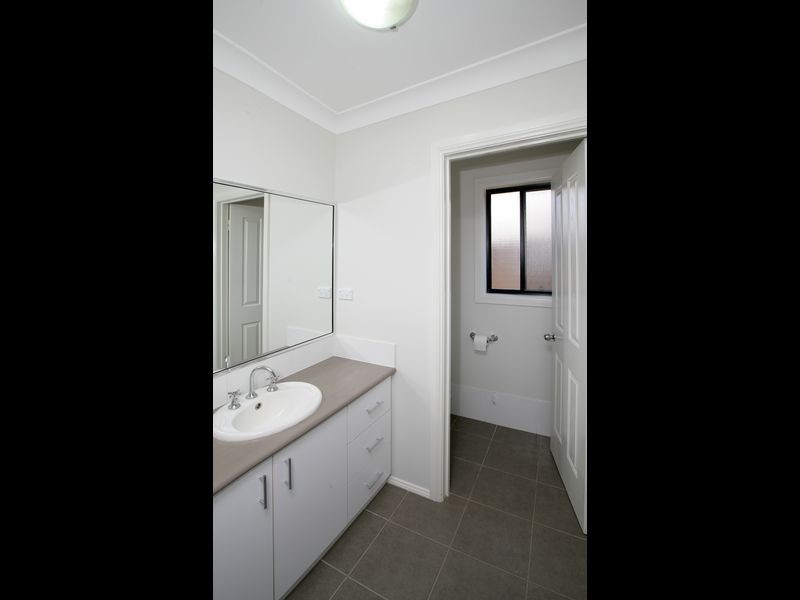 47 Barrima Drive, Glenfield Park NSW 2650