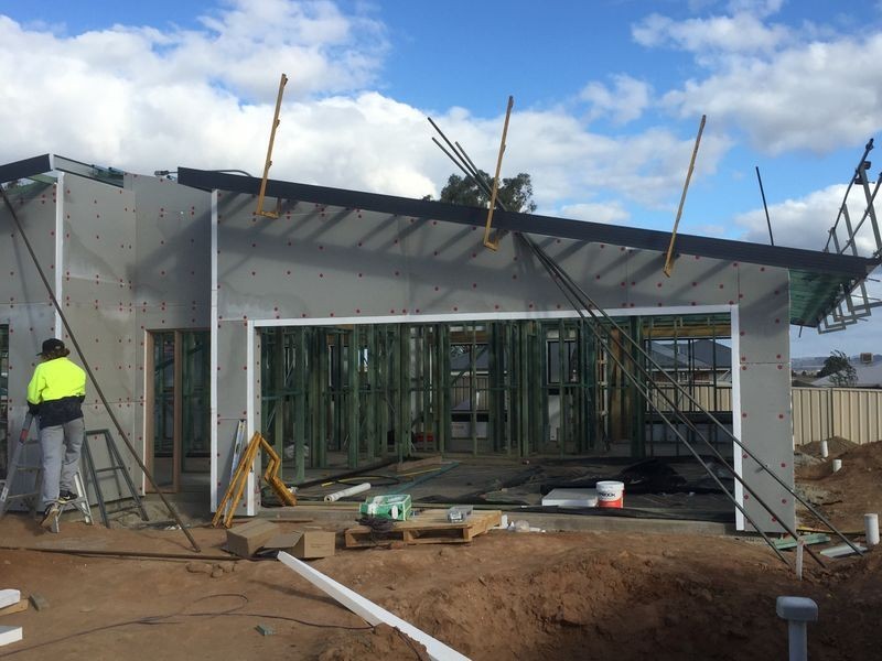 4/Lot 1 Cootamundra Boulevard, Gobbagombalin NSW 2650