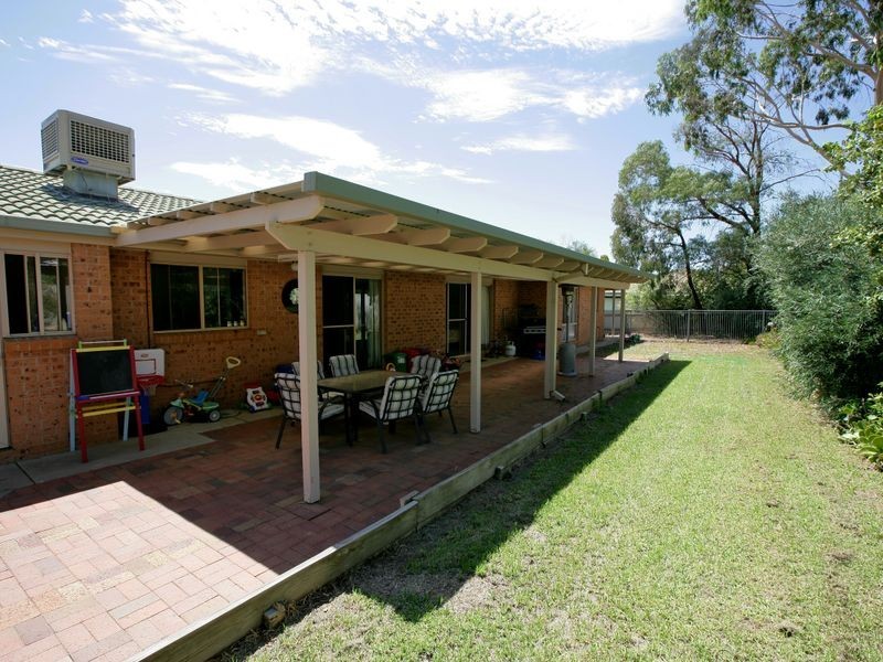 20 Gunn Drive, Estella NSW 2650