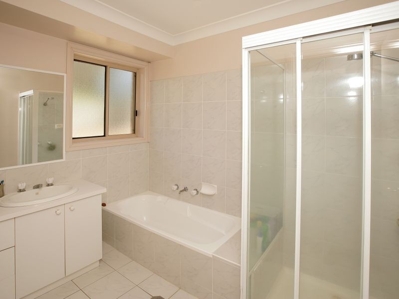 20 Gunn Drive, Estella NSW 2650