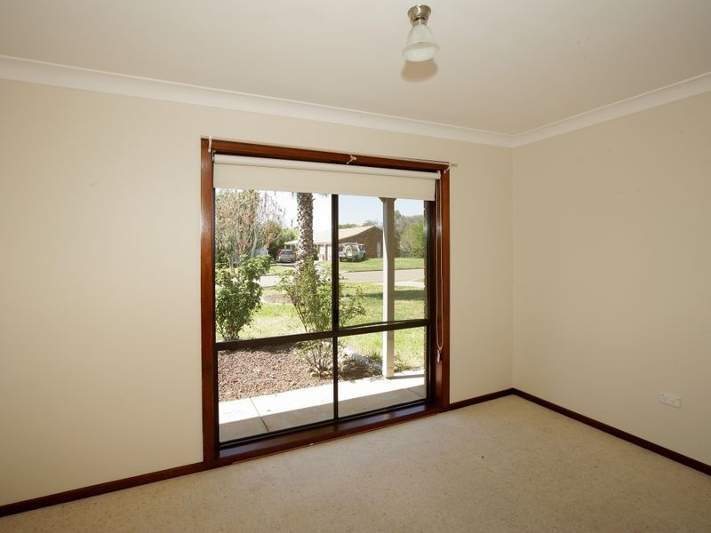 30 Wiradjuri Crescent, Wagga Wagga NSW 2650