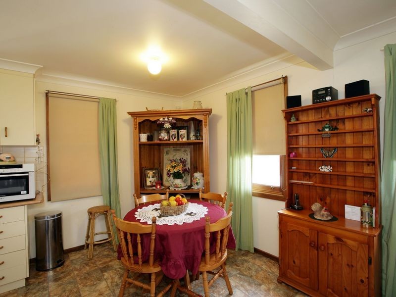 25 Edney Street, Kooringal NSW 2650