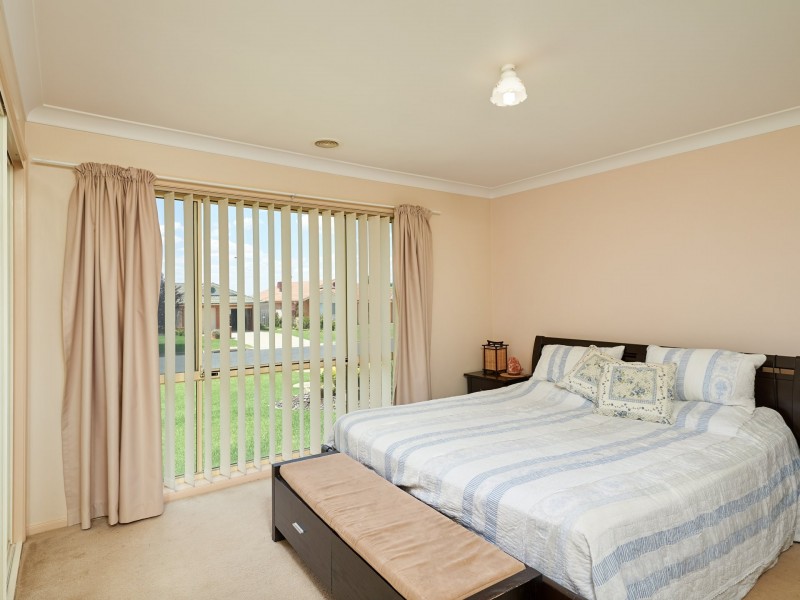 14 Wonkana Road, Glenfield Park NSW 2650