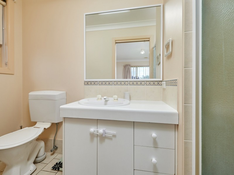 14 Wonkana Road, Glenfield Park NSW 2650