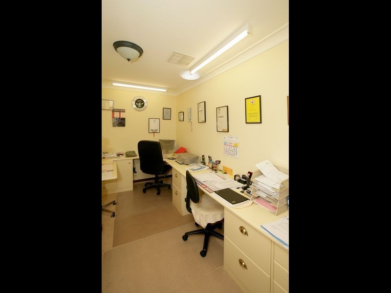 13 Bourkelands Drive, Bourkelands NSW 2650