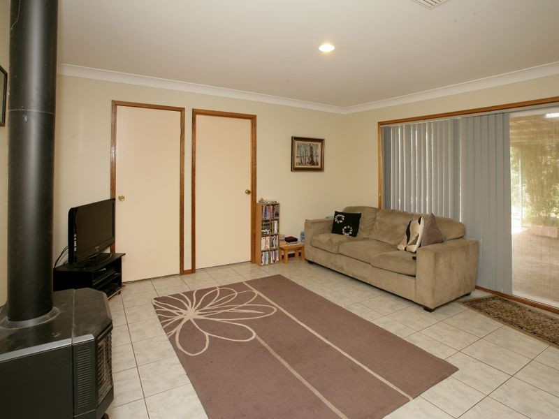 89 Red Hill Road, Kooringal NSW 2650