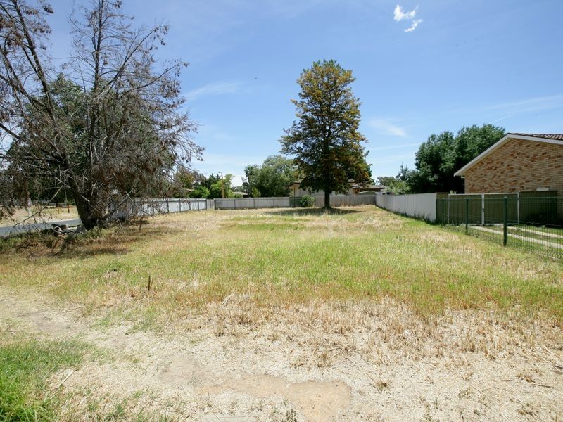 149 Raye Street, Tolland NSW 2650