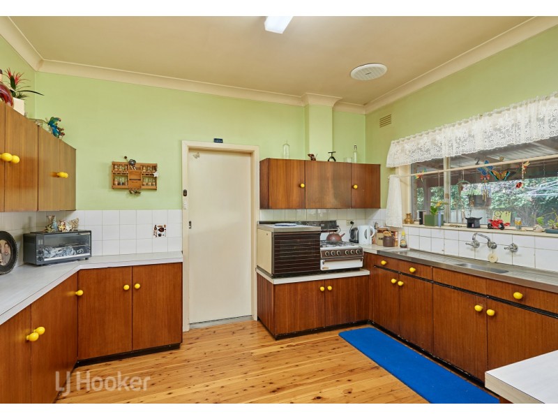 41 Kilpatrick Street, Kooringal NSW 2650