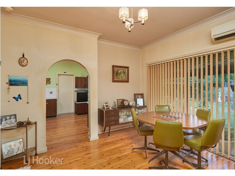 41 Kilpatrick Street, Kooringal NSW 2650