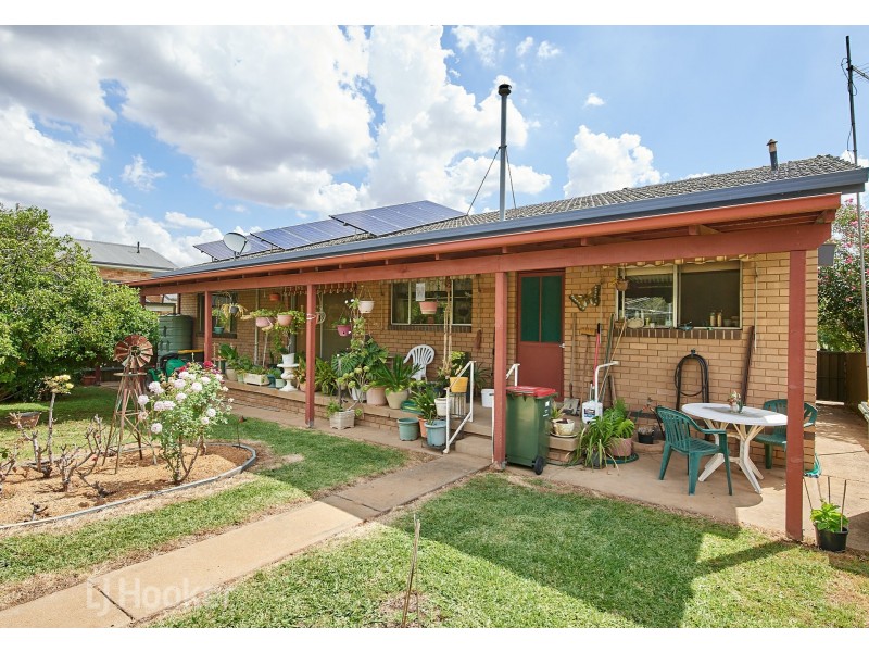 41 Kilpatrick Street, Kooringal NSW 2650