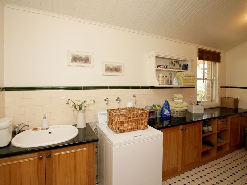 110 Tarcutta Street, Wagga Wagga NSW 2650