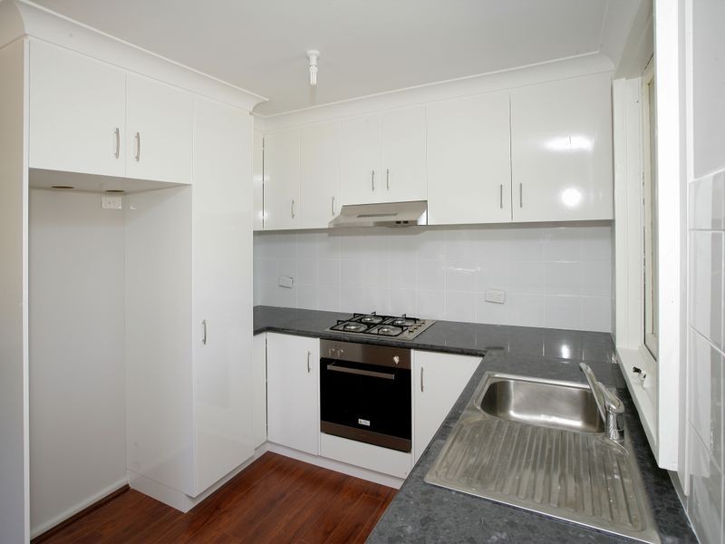 152 Raye Street, Tolland NSW 2650